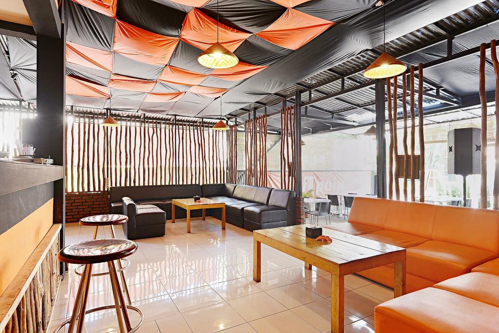 בנדונג Zen Rooms Riau Natuna מראה חיצוני תמונה