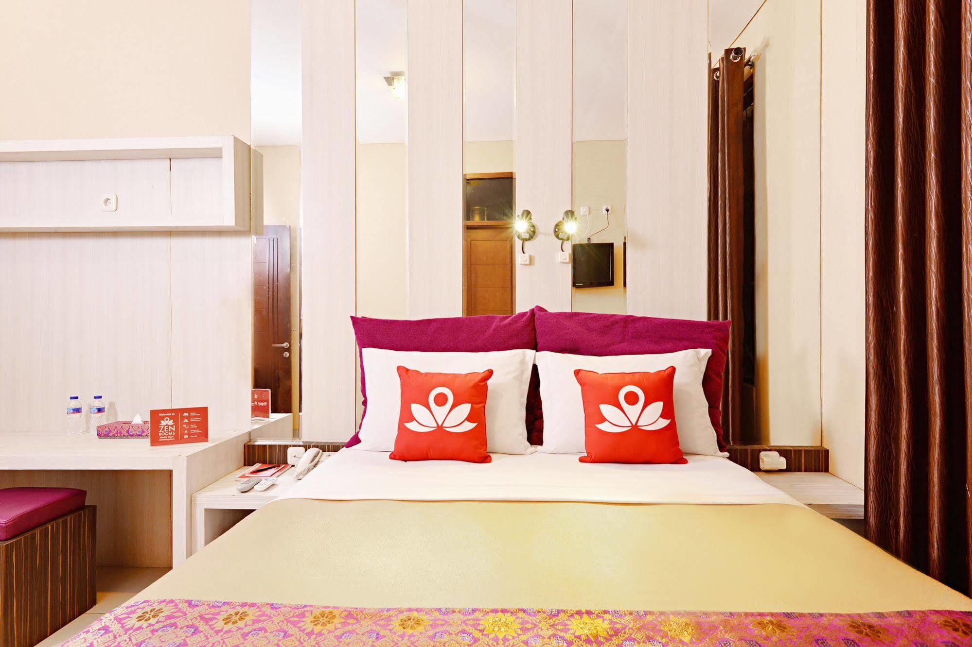 בנדונג Zen Rooms Riau Natuna מראה חיצוני תמונה
