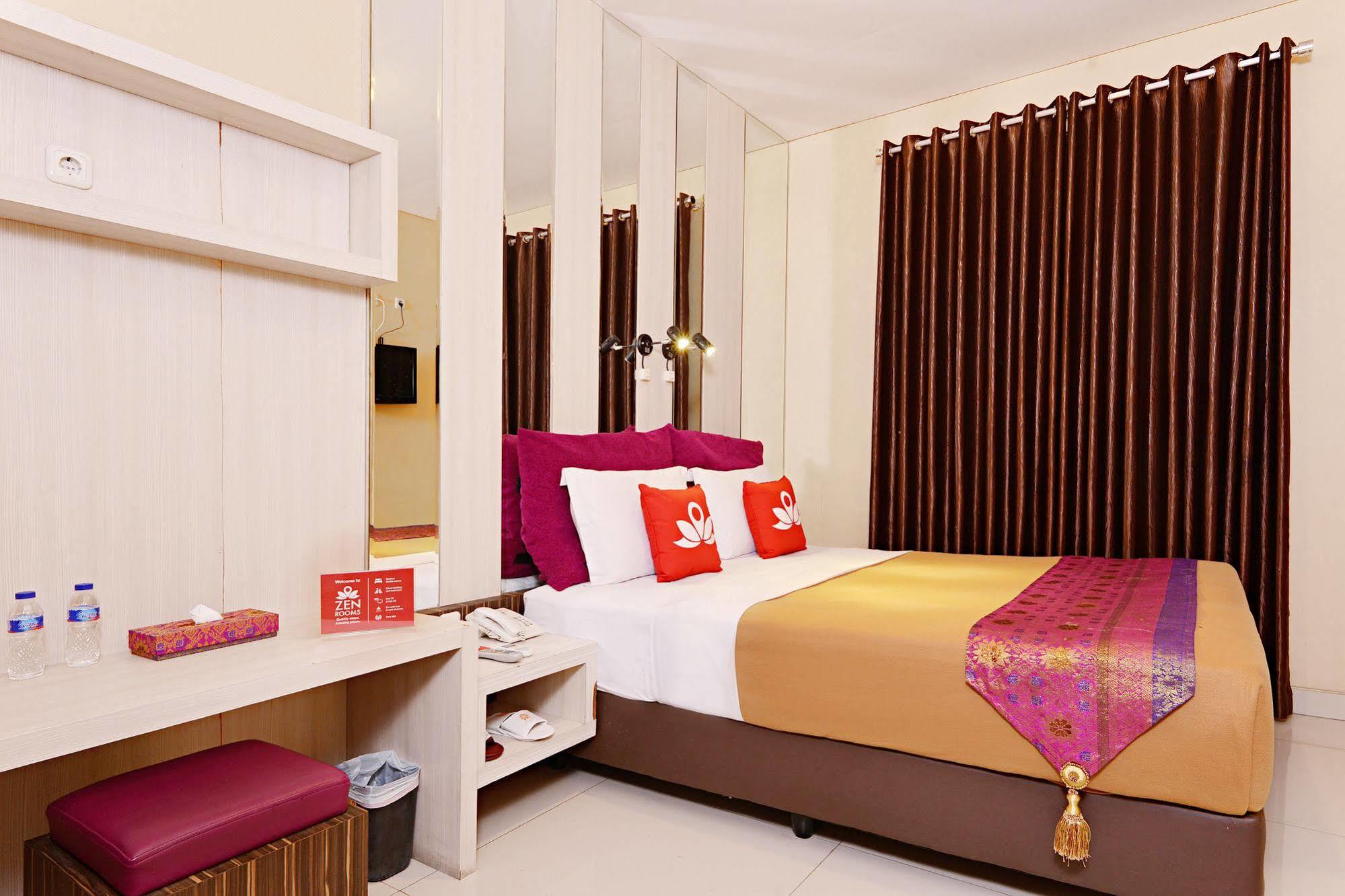 בנדונג Zen Rooms Riau Natuna מראה חיצוני תמונה