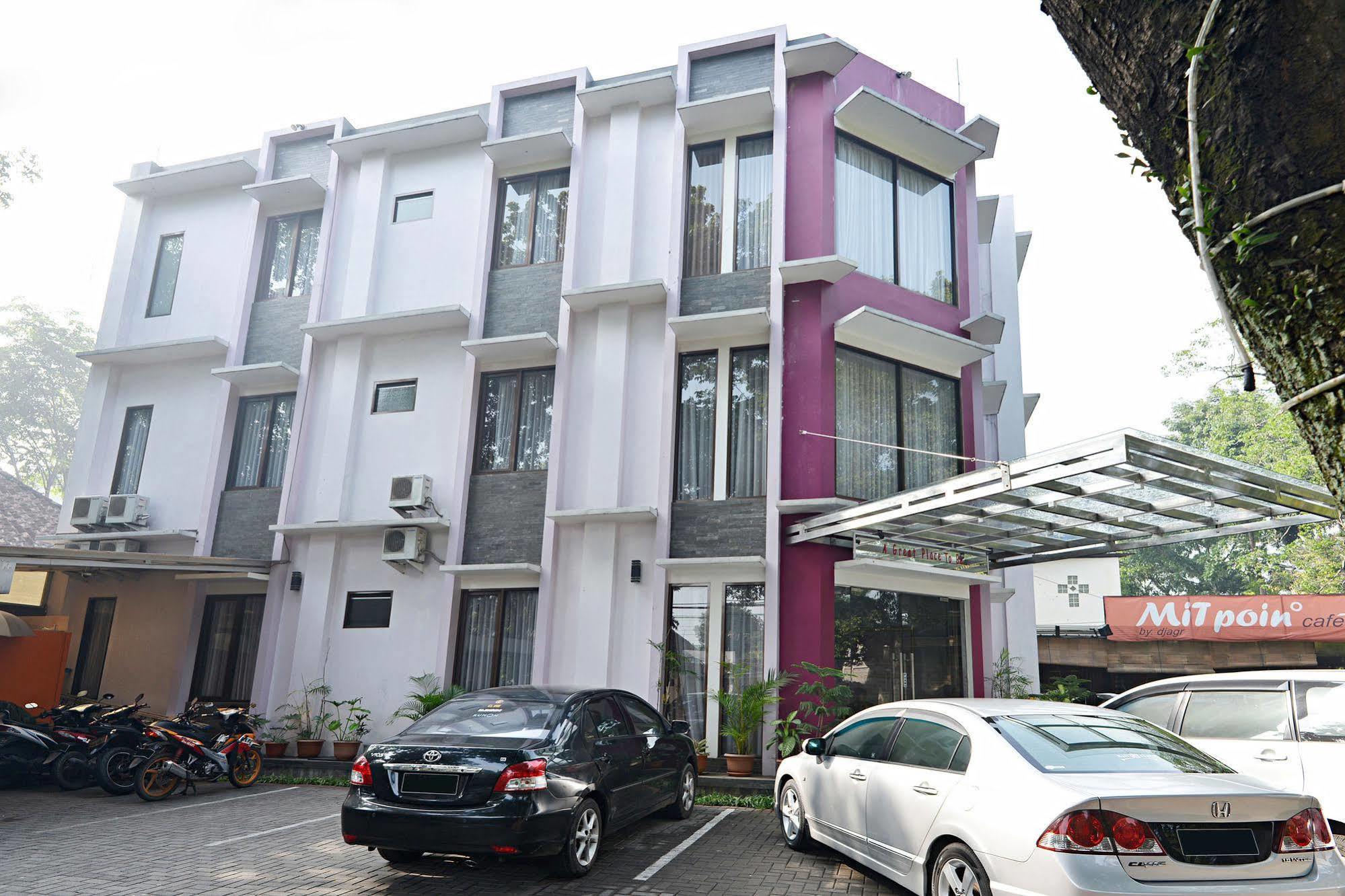 בנדונג Zen Rooms Riau Natuna מראה חיצוני תמונה